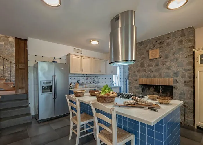 فيلة Casa Andrea 12 *